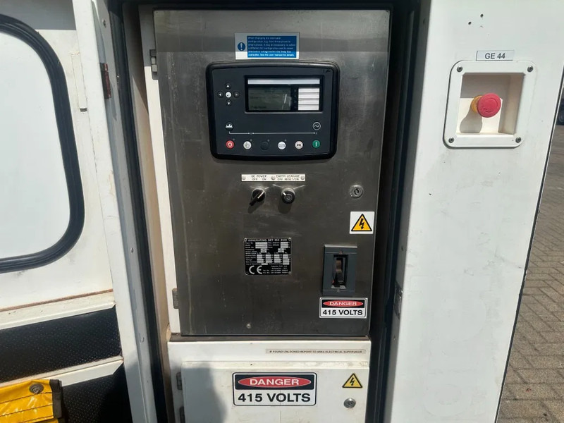 Iveco FPT NEF45 SM1A.A004 Stamford 60 kVA Silent Rental generatorset - Gerador elétrico: foto 3 Iveco FPT NEF45 SM1A.A004 Stamford 60 kVA Silent Rental generatorset - Gerador elétrico: foto 3