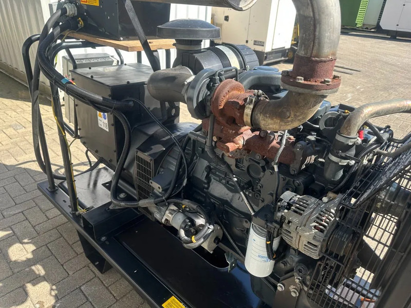 Gerador elétrico Iveco FPT NEF45 SM1A.A007 Himoinsa Stamford 66 kVA generatorset: foto 6