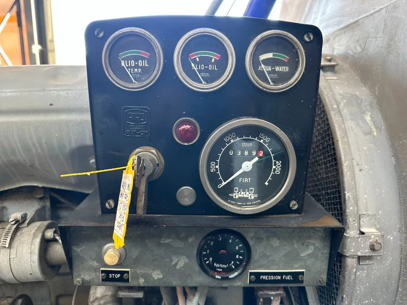 Gerador elétrico Iveco Fiat Aifo 821 SI 200 kVA noodstroom generatorset 389 hours !: foto 8
