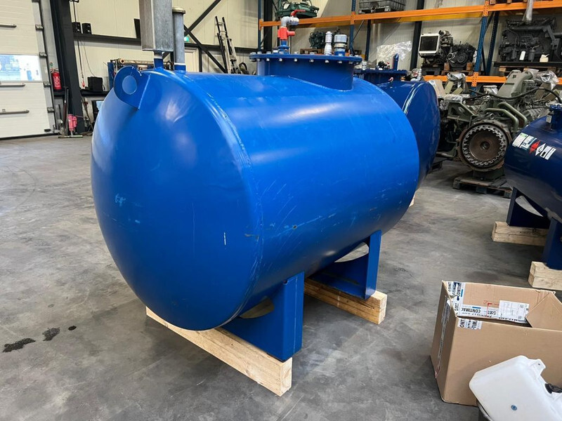Jacobi 2000 Liter Dubbelwandige Dieseltank Kiwa - Depósito de armazenamento: foto 4 Jacobi 2000 Liter Dubbelwandige Dieseltank Kiwa - Depósito de armazenamento: foto 4