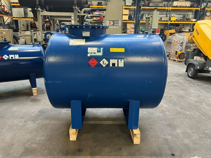 Jacobi 2000 Liter Dubbelwandige Dieseltank Kiwa - Depósito de armazenamento: foto 1 Jacobi 2000 Liter Dubbelwandige Dieseltank Kiwa - Depósito de armazenamento: foto 1