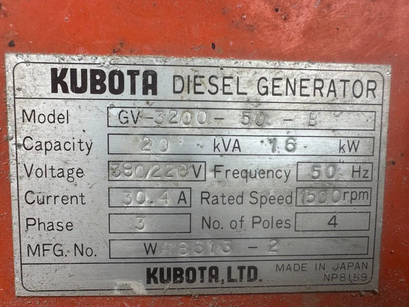 Kubota GV 3200 20 kVA Silent geenratorset in 10 ft container xxl fuel tank - Gerador elétrico: foto 5 Kubota GV 3200 20 kVA Silent geenratorset in 10 ft container xxl fuel tank - Gerador elétrico: foto 5