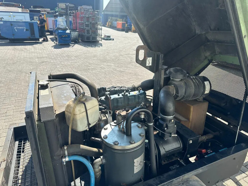Kubota V2203 Sullair K65 Mobiele Diesel Compressor 3.7 m3 / min 30 kW 7 Bar - Compressor de ar: foto 4 Kubota V2203 Sullair K65 Mobiele Diesel Compressor 3.7 m3 / min 30 kW 7 Bar - Compressor de ar: foto 4