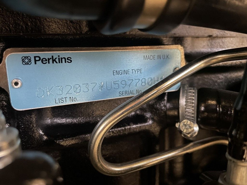 Perkins 1103A-33T Stamford 50 kVA open generatorset New ! - Gerador elétrico: foto 5 Perkins 1103A-33T Stamford 50 kVA open generatorset New ! - Gerador elétrico: foto 5