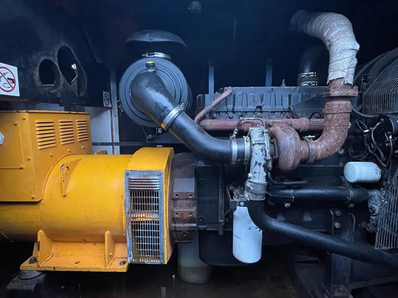 Perkins 1300 Serie Mecc Alte Spa 225 kVA Silent generatorset - Gerador elétrico: foto 2 Perkins 1300 Serie Mecc Alte Spa 225 kVA Silent generatorset - Gerador elétrico: foto 2