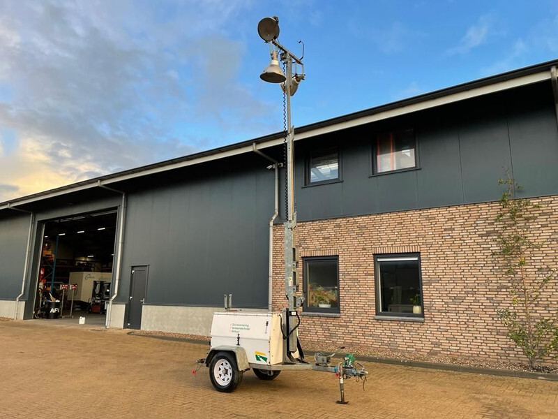 Perkins Mecc Alte Spa 5 kVA Mobiele Lichtmast Aggregaat Light Tower - Torre de iluminação: foto 5 Perkins Mecc Alte Spa 5 kVA Mobiele Lichtmast Aggregaat Light Tower - Torre de iluminação: foto 5