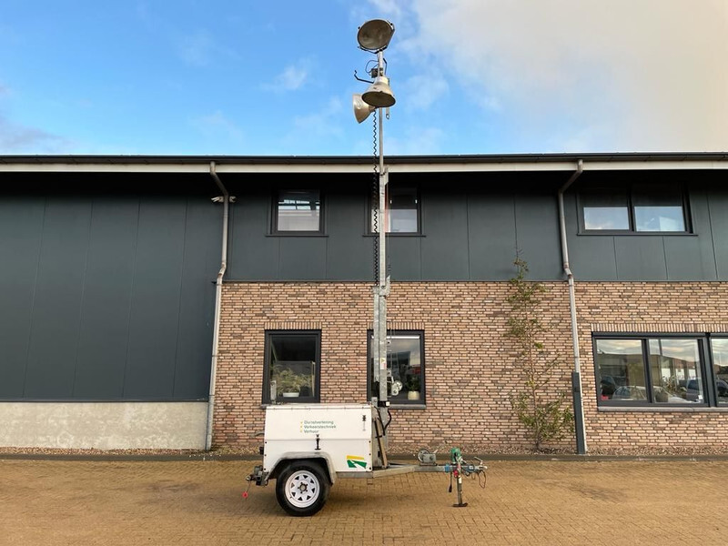 Perkins Mecc Alte Spa 5 kVA Mobiele Lichtmast Aggregaat Light Tower - Torre de iluminação: foto 2 Perkins Mecc Alte Spa 5 kVA Mobiele Lichtmast Aggregaat Light Tower - Torre de iluminação: foto 2