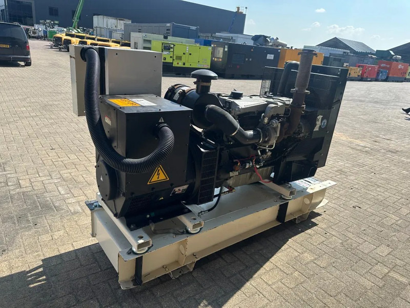 Gerador elétrico Perkins Stamford 100 kVA noodstroom generatorset: foto 13