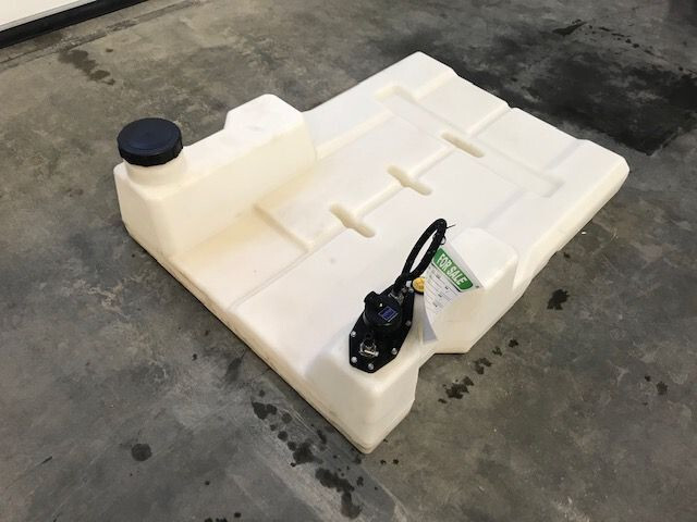 Pramac GSW 10 dieseltank 70 Liter fuel tank - Tanque de combustível de Máquina de construção: foto 3 Pramac GSW 10 dieseltank 70 Liter fuel tank - Tanque de combustível de Máquina de construção: foto 3