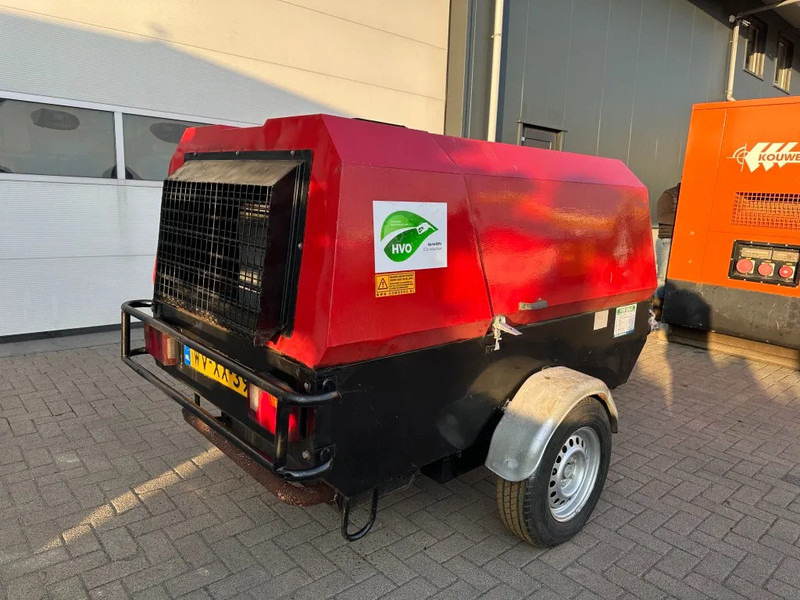 Rotair MDVN 71 AP Perkins 7.1 m3 / min 47 kW 7 Bar Mobiele Diesel Compressor Aanhanger - Compressor de ar: foto 1 Rotair MDVN 71 AP Perkins 7.1 m3 / min 47 kW 7 Bar Mobiele Diesel Compressor Aanhanger - Compressor de ar: foto 1