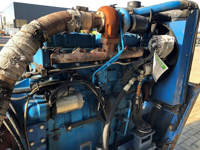 Motor Sisu Valmet Diesel 74.234 ETA 181 HP diesel enine with ZF gearbox: foto 14
