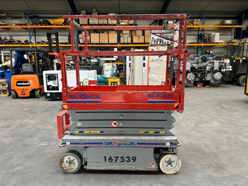 Plataforma articulada Skyjack SJIII 3219 Elektra Schaarhoogwerker 7.6 meter werkhoogte 21 stuks / pieces: foto 14