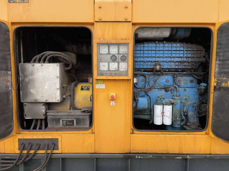 Volvo TWD1010G Stamford 300 kVA Silent generatorset - Gerador elétrico: foto 2 Volvo TWD1010G Stamford 300 kVA Silent generatorset - Gerador elétrico: foto 2