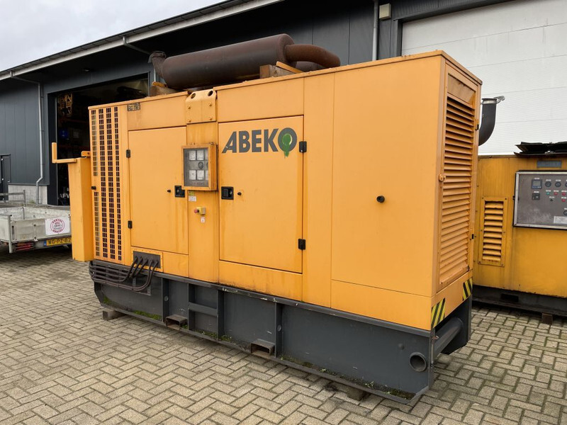 Volvo TWD1010G Stamford 300 kVA Silent generatorset - Gerador elétrico: foto 3 Volvo TWD1010G Stamford 300 kVA Silent generatorset - Gerador elétrico: foto 3