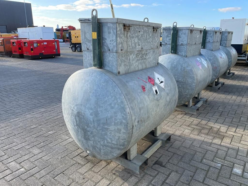 Dieseltank Rietberg 1000 liter Dieseltank Gegalvaniseerd IBC - Depósito de armazenamento: foto 4 Dieseltank Rietberg 1000 liter Dieseltank Gegalvaniseerd IBC - Depósito de armazenamento: foto 4