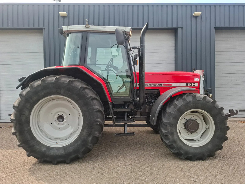 Massey Ferguson 8130 dynashift - Trator: foto 4 Massey Ferguson 8130 dynashift - Trator: foto 4