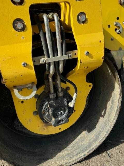 Compactador de asfalto Bomag BW 120 AD-5: foto 21