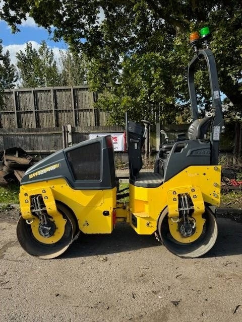 Compactador de asfalto Bomag BW 120 AD-5: foto 17