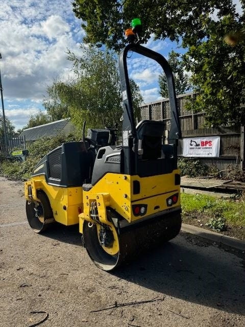 Compactador de asfalto Bomag BW 120 AD-5: foto 13