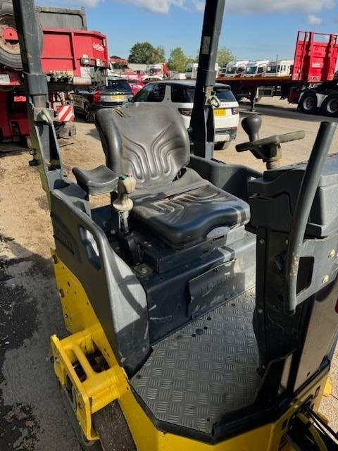 Compactador de asfalto Bomag BW 120 AD-5: foto 18