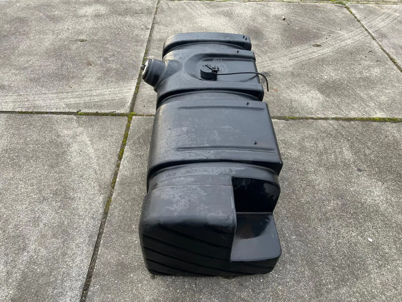 DAF Brandstoftank Diesel 200L 1704969 - Tanque de combustível de Caminhão: foto 4 DAF Brandstoftank Diesel 200L 1704969 - Tanque de combustível de Caminhão: foto 4