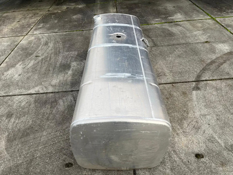 DAF Brandstoftank Diesel 750L 1685563 - Tanque de combustível: foto 4 DAF Brandstoftank Diesel 750L 1685563 - Tanque de combustível: foto 4