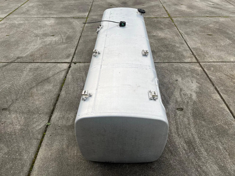 DAF Brandstoftank Diesel 845L 1944801 - Tanque de combustível: foto 2 DAF Brandstoftank Diesel 845L 1944801 - Tanque de combustível: foto 2