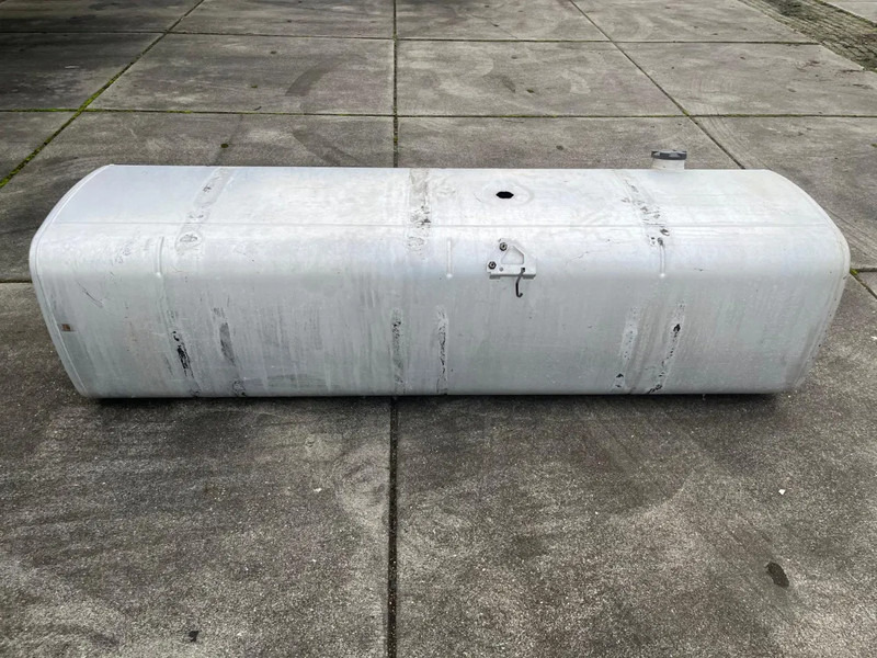 DAF Brandstoftank Diesel 850L L:228 B:67 H:62 - Tanque de combustível: foto 3 DAF Brandstoftank Diesel 850L L:228 B:67 H:62 - Tanque de combustível: foto 3