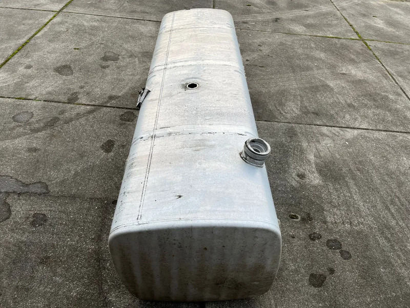 DAF Brandstoftank Diesel 850L L:228 B:67 H:62 - Tanque de combustível: foto 4 DAF Brandstoftank Diesel 850L L:228 B:67 H:62 - Tanque de combustível: foto 4