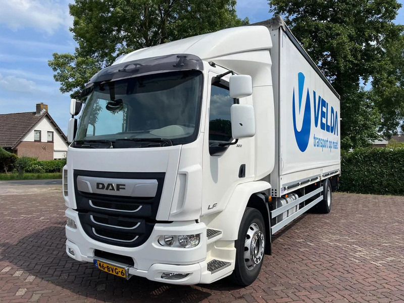 DAF CF 320 FA - Caminhão furgão: foto 2 DAF CF 320 FA - Caminhão furgão: foto 2