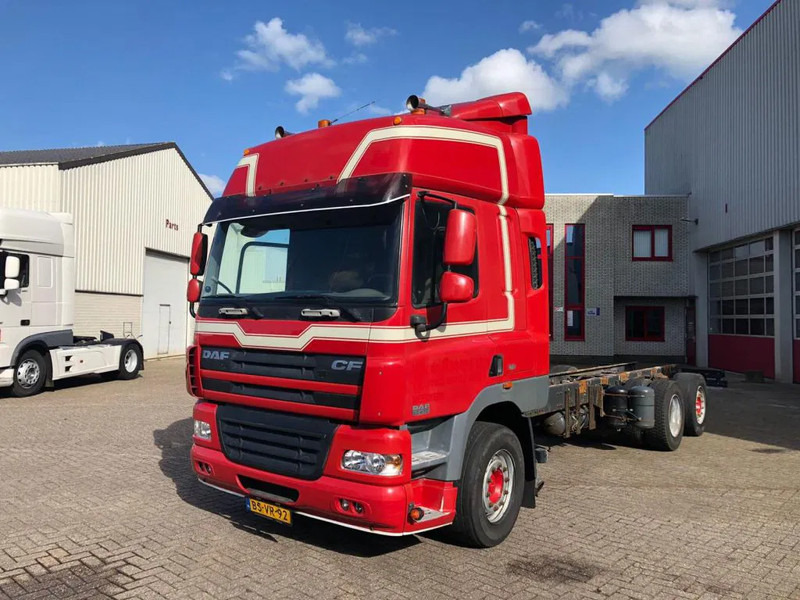 DAF CF 85 FAN CF 85.410 EURO 5 - Caminhão chassi: foto 3 DAF CF 85 FAN CF 85.410 EURO 5 - Caminhão chassi: foto 3
