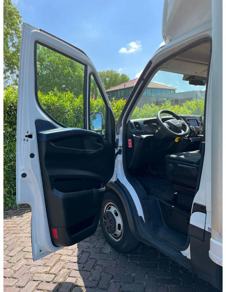 Carrinha de contentor, Carrinha cabine dupla Iveco Daily 35C16 Achterdeuren (15 diverse modellen op voorraad): foto 19 Carrinha de contentor, Carrinha cabine dupla Iveco Daily 35C16 Achterdeuren (15 diverse modellen op voorraad): foto 19
