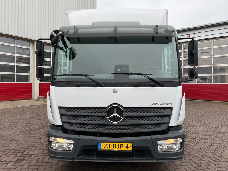 Mercedes-Benz Atego 816 - Caminhão furgão: foto 3 Mercedes-Benz Atego 816 - Caminhão furgão: foto 3