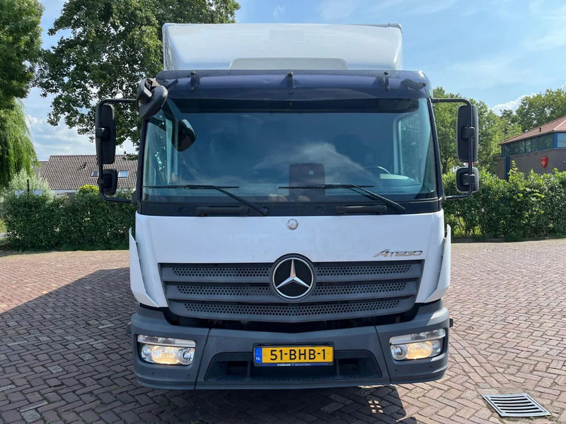 Mercedes-Benz Atego 916 - Caminhão furgão: foto 3 Mercedes-Benz Atego 916 - Caminhão furgão: foto 3