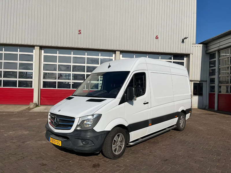 Mercedes-Benz Sprinter L2H2 - Furgão: foto 4 Mercedes-Benz Sprinter L2H2 - Furgão: foto 4