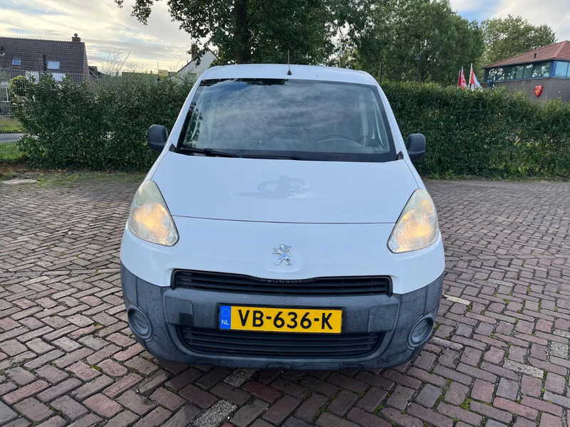Peugeot Partner 120 1.6 HDI (motorstoring. Maximale snelheid 70 km per uur) - Furgão compacto: foto 3 Peugeot Partner 120 1.6 HDI (motorstoring. Maximale snelheid 70 km per uur) - Furgão compacto: foto 3