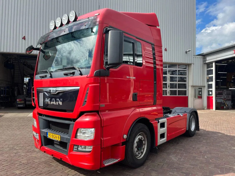 MAN TGX 18.400 EURO 6 - Tractor: foto 1 MAN TGX 18.400 EURO 6 - Tractor: foto 1