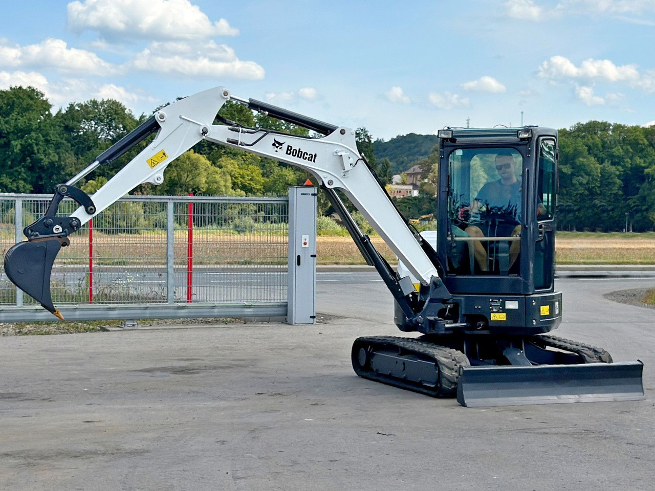 Bobcat E 35 * Raupenbagger * TOPZUSTAND - Buldôzer: foto 2 Bobcat E 35 * Raupenbagger * TOPZUSTAND - Buldôzer: foto 2