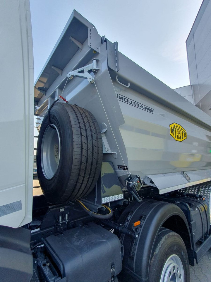 DAF XCF 480 * KIPPER * 8x4 * TOPZUSTAND ! NEW - Caminhão basculante: foto 4 DAF XCF 480 * KIPPER * 8x4 * TOPZUSTAND ! NEW - Caminhão basculante: foto 4