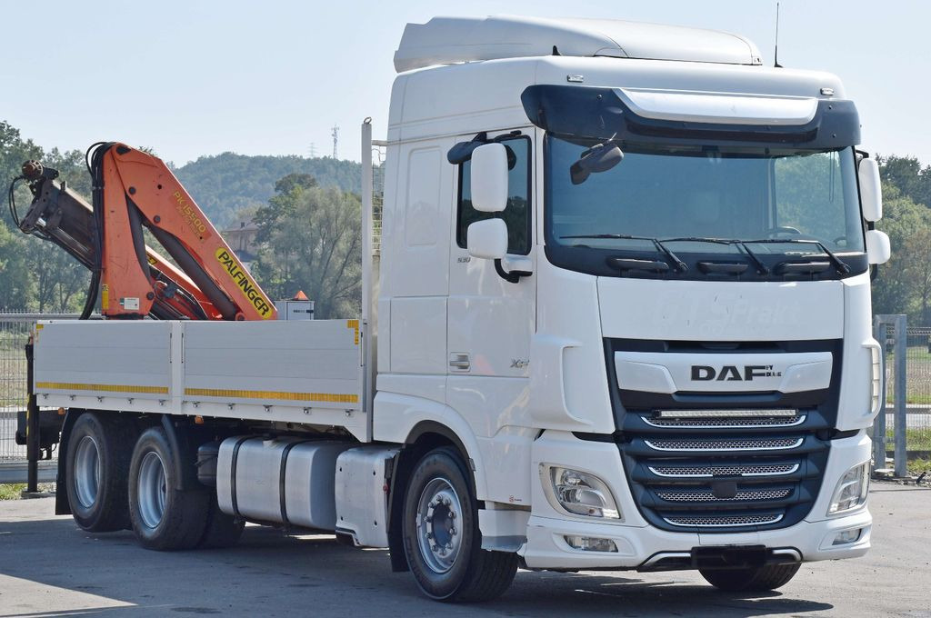 DAF XF 530 Pritsche 6,30 m + PK 15500 * TOPZUSTAND - Caminhão grua: foto 3 DAF XF 530 Pritsche 6,30 m + PK 15500 * TOPZUSTAND - Caminhão grua: foto 3
