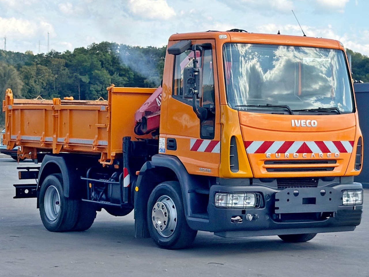 Iveco EUROCARGO 120E18 * HMF 403 K1 * TOPZUSTAND - Furgão basculante: foto 4 Iveco EUROCARGO 120E18 * HMF 403 K1 * TOPZUSTAND - Furgão basculante: foto 4