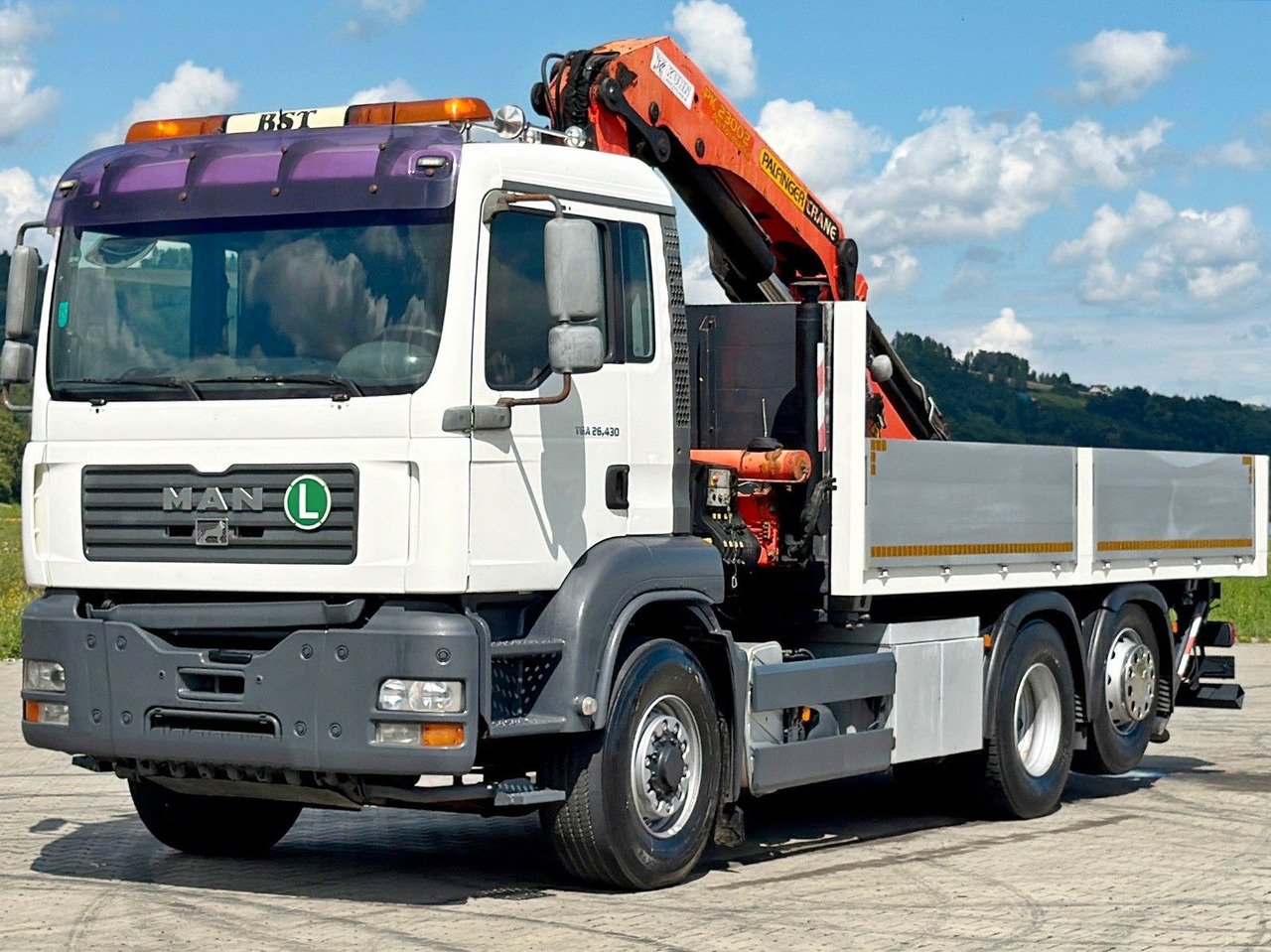MAN TGA 26.430 Pritsche 5,50m + KRAN+ FUNK/6-4H2 MAN TGA 26.430 * PK 23002 + FUNK/6-4H2 - Caminhão grua: foto 4 MAN TGA 26.430 Pritsche 5,50m + KRAN+ FUNK/6-4H2 MAN TGA 26.430 * PK 23002 + FUNK/6-4H2 - Caminhão grua: foto 4
