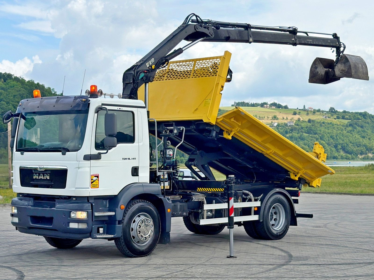 MAN TGM 18.340* KIPPER 4,05m*HIAB 111 B-2 HIDUO/FUNK - Caminhão basculante, Caminhão grua: foto 3 MAN TGM 18.340* KIPPER 4,05m*HIAB 111 B-2 HIDUO/FUNK - Caminhão basculante, Caminhão grua: foto 3