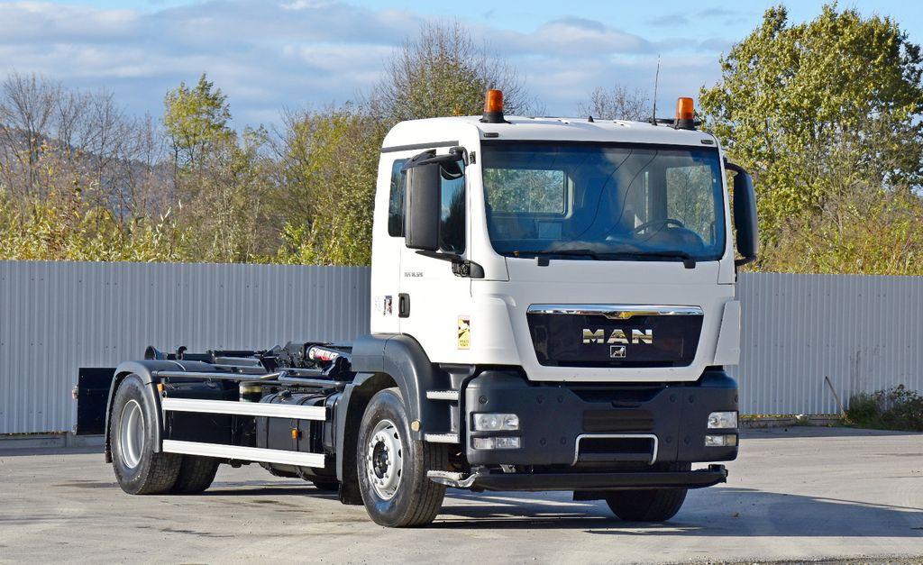 MAN TGS 18.320 Abrollkipper * Top Zustand! MAN TGS 18.320 Abrollkipper * Top Zustand! - Caminhão polibenne: foto 2 MAN TGS 18.320 Abrollkipper * Top Zustand! MAN TGS 18.320 Abrollkipper * Top Zustand! - Caminhão polibenne: foto 2