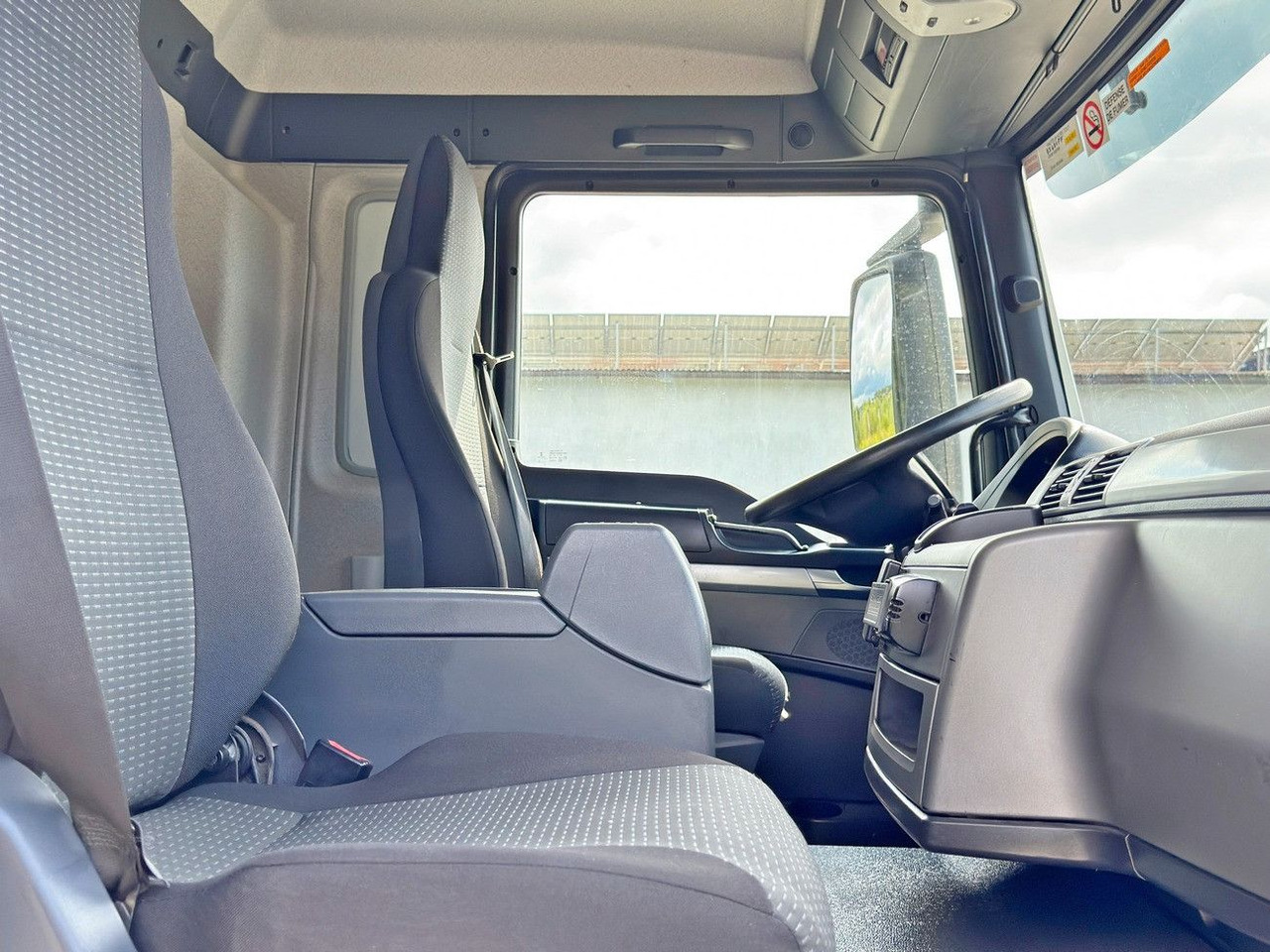 Caminhão grua MAN TGS 33.480 * PK 33002-EH C + FUNK/6x6 * TOP: foto 10 Caminhão grua MAN TGS 33.480 * PK 33002-EH C + FUNK/6x6 * TOP: foto 10