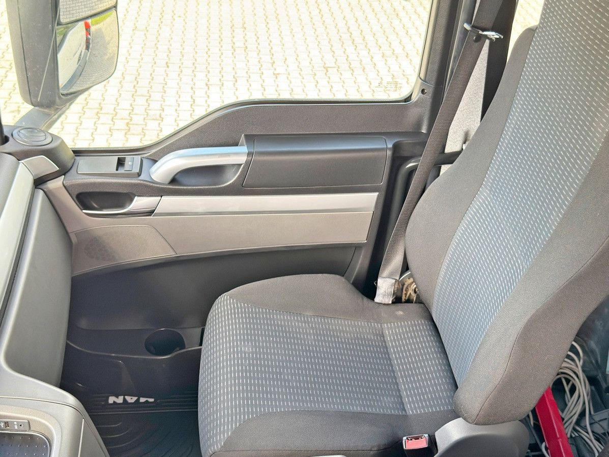 Caminhão grua MAN TGS 33.480 * PK 33002-EH C + FUNK/6x6 * TOP: foto 9 Caminhão grua MAN TGS 33.480 * PK 33002-EH C + FUNK/6x6 * TOP: foto 9