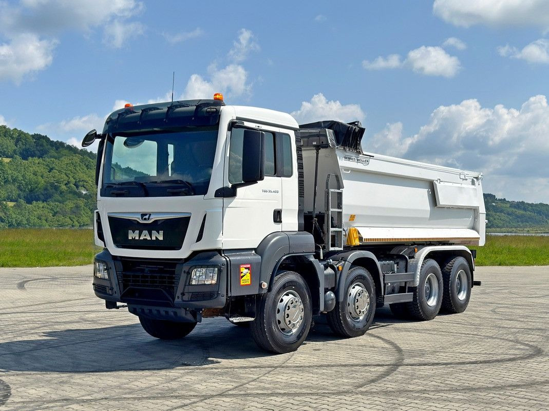 MAN TGS 35.420 KIPPER * 8x4 * TOPZUSTAND - Caminhão basculante: foto 1 MAN TGS 35.420 KIPPER * 8x4 * TOPZUSTAND - Caminhão basculante: foto 1