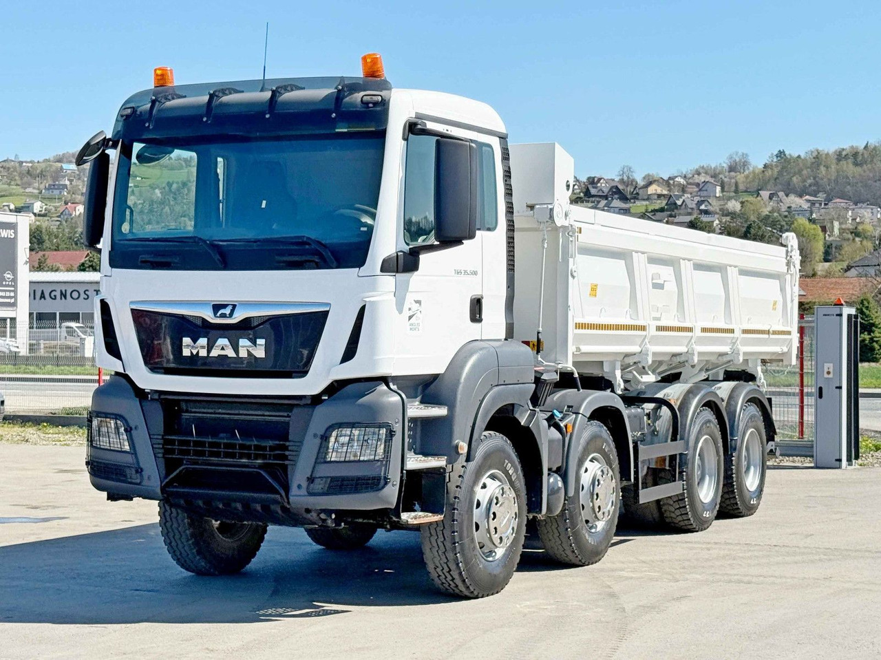 MAN TGS 35.500 KIPPER 6,00 m + BORDMATIC * 8x4 - Caminhão basculante: foto 2 MAN TGS 35.500 KIPPER 6,00 m + BORDMATIC * 8x4 - Caminhão basculante: foto 2