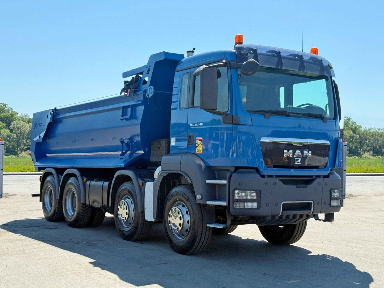 MAN TGS 41.440 * KIPPER * 8x4 * TOPZUSTAND - Caminhão basculante, Caminhão grua: foto 1 MAN TGS 41.440 * KIPPER * 8x4 * TOPZUSTAND - Caminhão basculante, Caminhão grua: foto 1