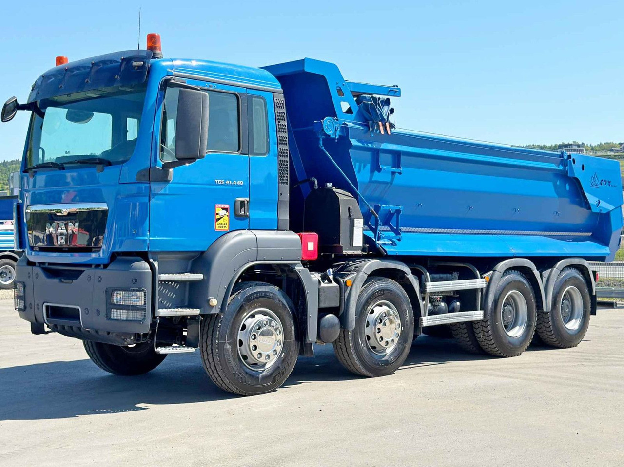 MAN TGS 41.440 * KIPPER * 8x4 * TOPZUSTAND - Caminhão basculante, Caminhão grua: foto 2 MAN TGS 41.440 * KIPPER * 8x4 * TOPZUSTAND - Caminhão basculante, Caminhão grua: foto 2